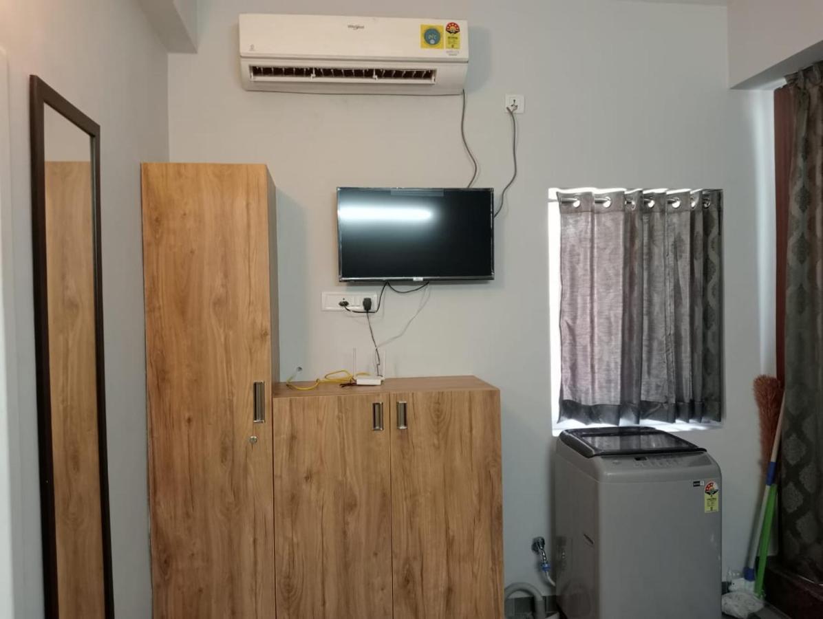 Season 4 Residences - 1Bhk Furnished Apartments Chennai Exterior foto