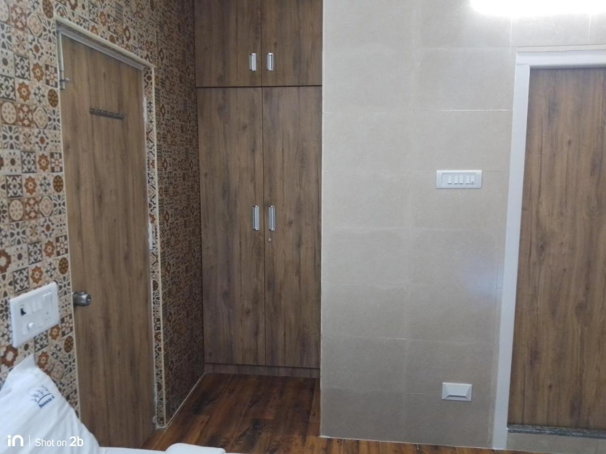 Season 4 Residences - 1Bhk Furnished Apartments Chennai Exterior foto